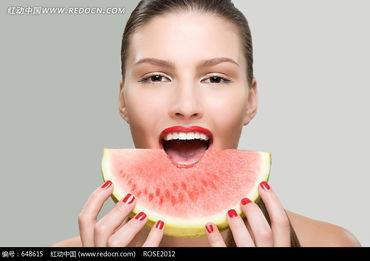 娱乐圈吃瓜美女是谁啊图片,她是谁？